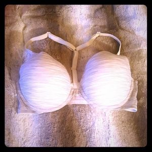 34D Pink by Victoria's Secret bra! New W/O tags